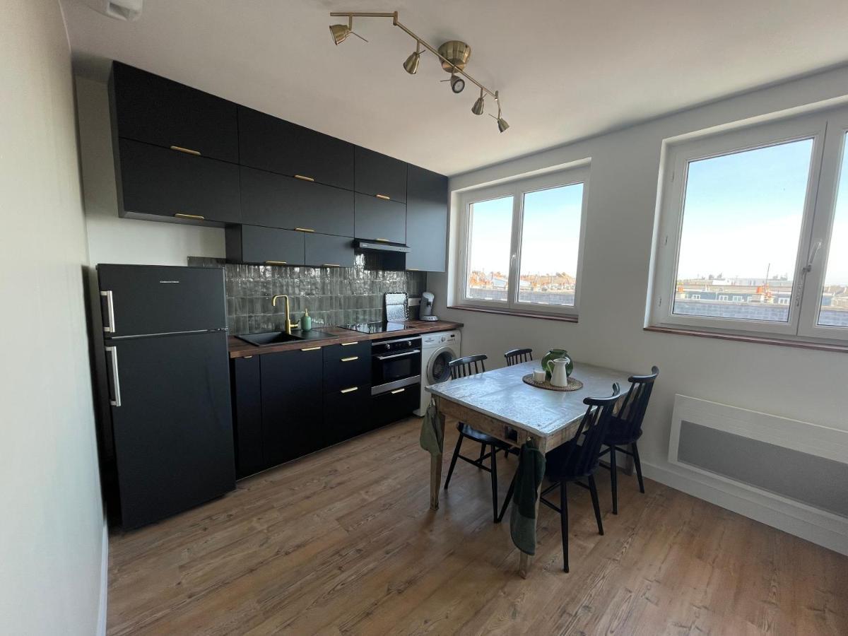 Thelighthouse Logement Cozy Idealement Situe Calais Exterior photo